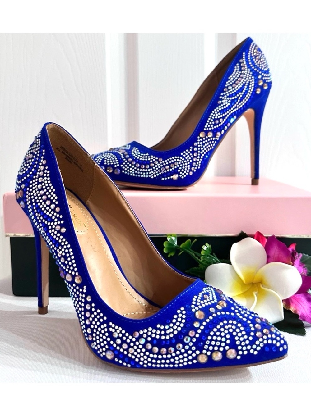 ANNE MICHELLE ~ Royal Blue 4” Heels with Rhinestone Embellishments size 7 - Picture 4 of 9